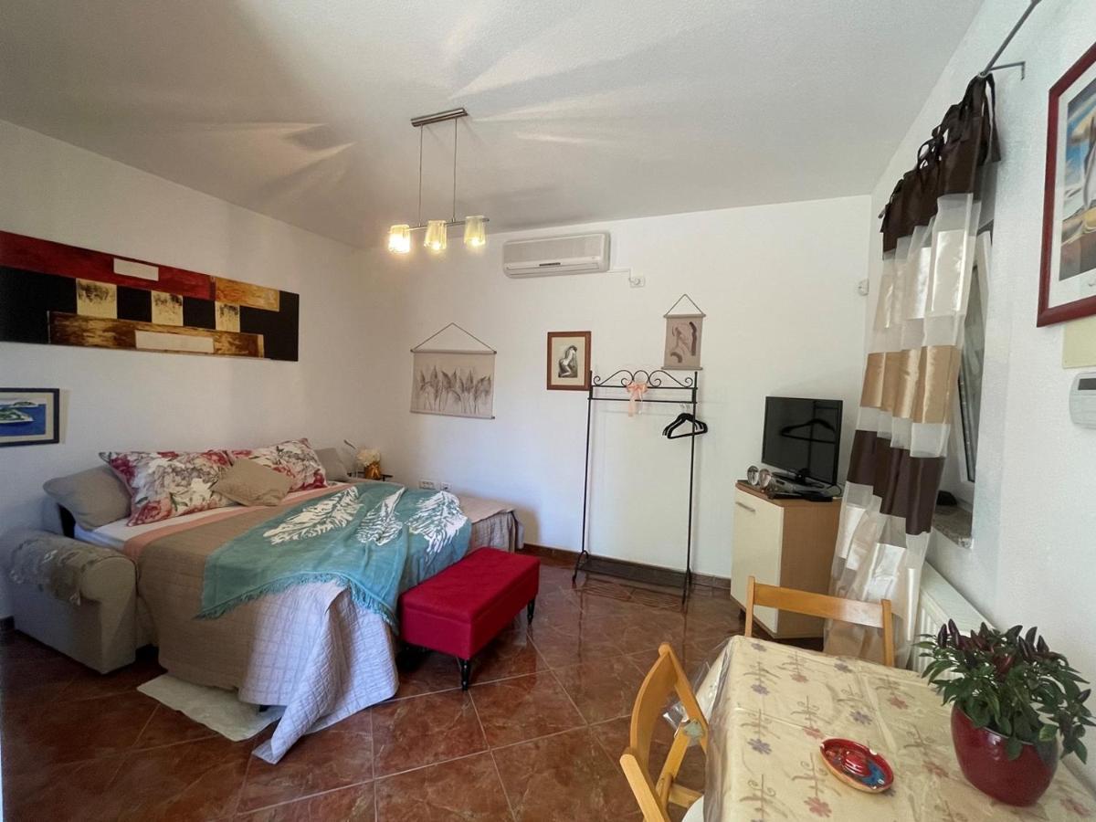 Villa Mihaela Fažana Εξωτερικό φωτογραφία
